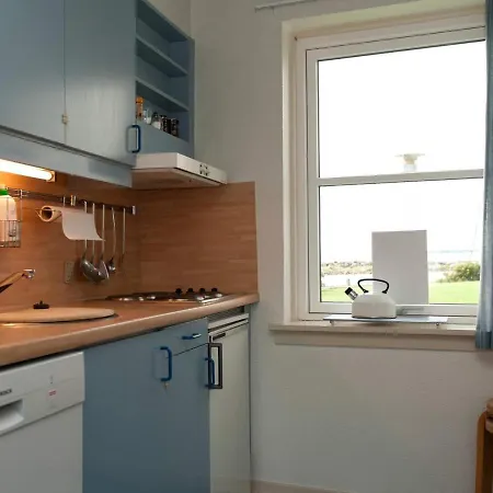 Apartment Xvii